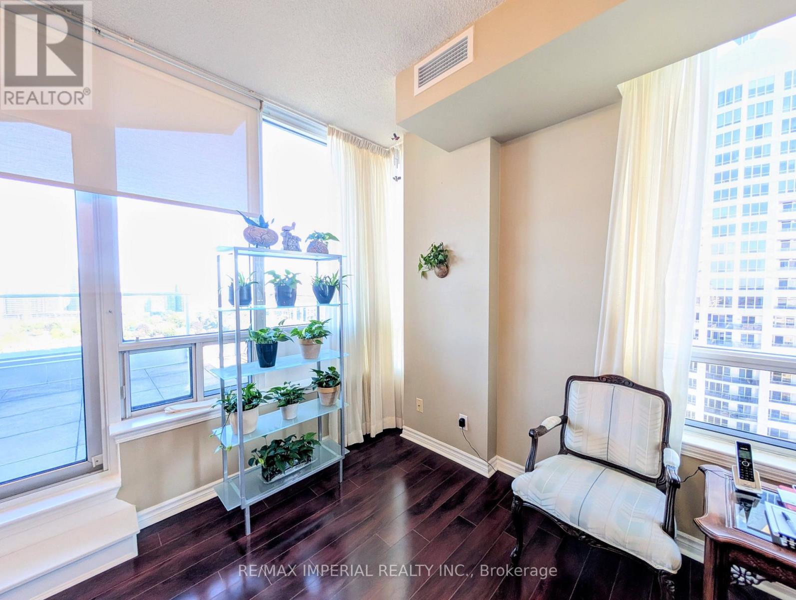1906 - 8 Rean Drive, Toronto, Ontario  M2K 3B9 - Photo 13 - C12417625