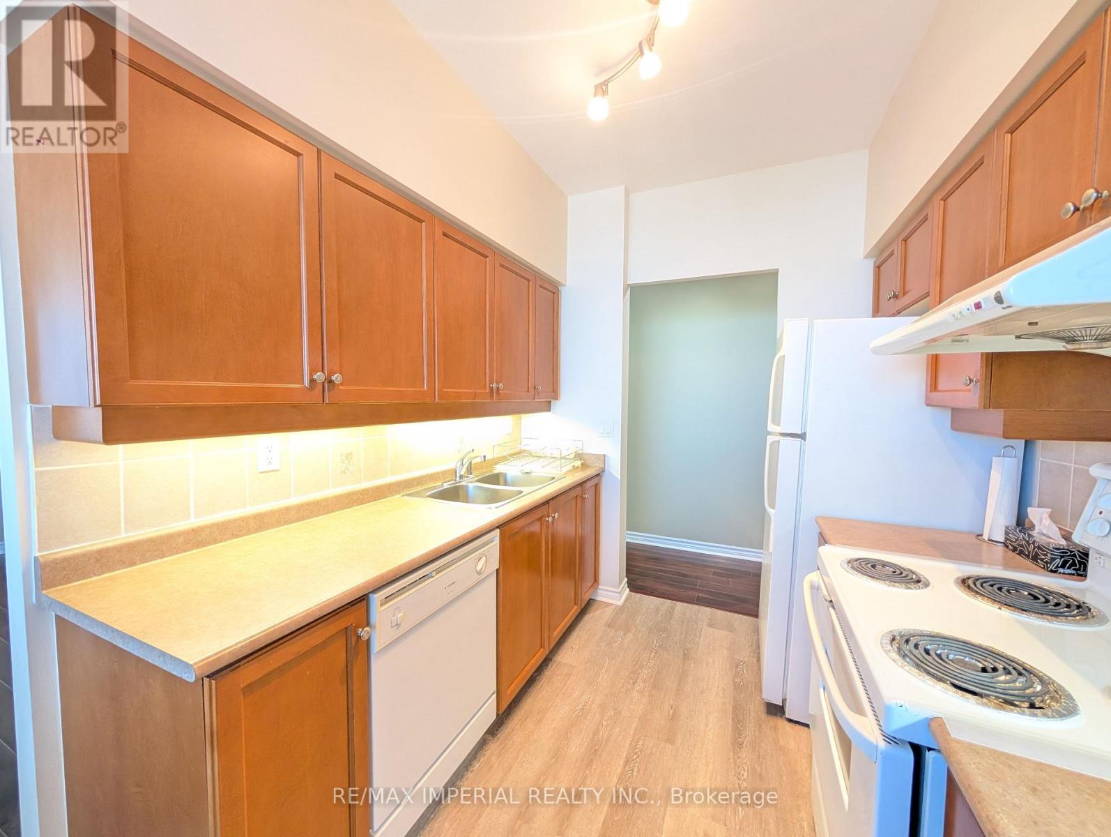 1906 - 8 Rean Drive, Toronto, Ontario  M2K 3B9 - Photo 21 - C12417625