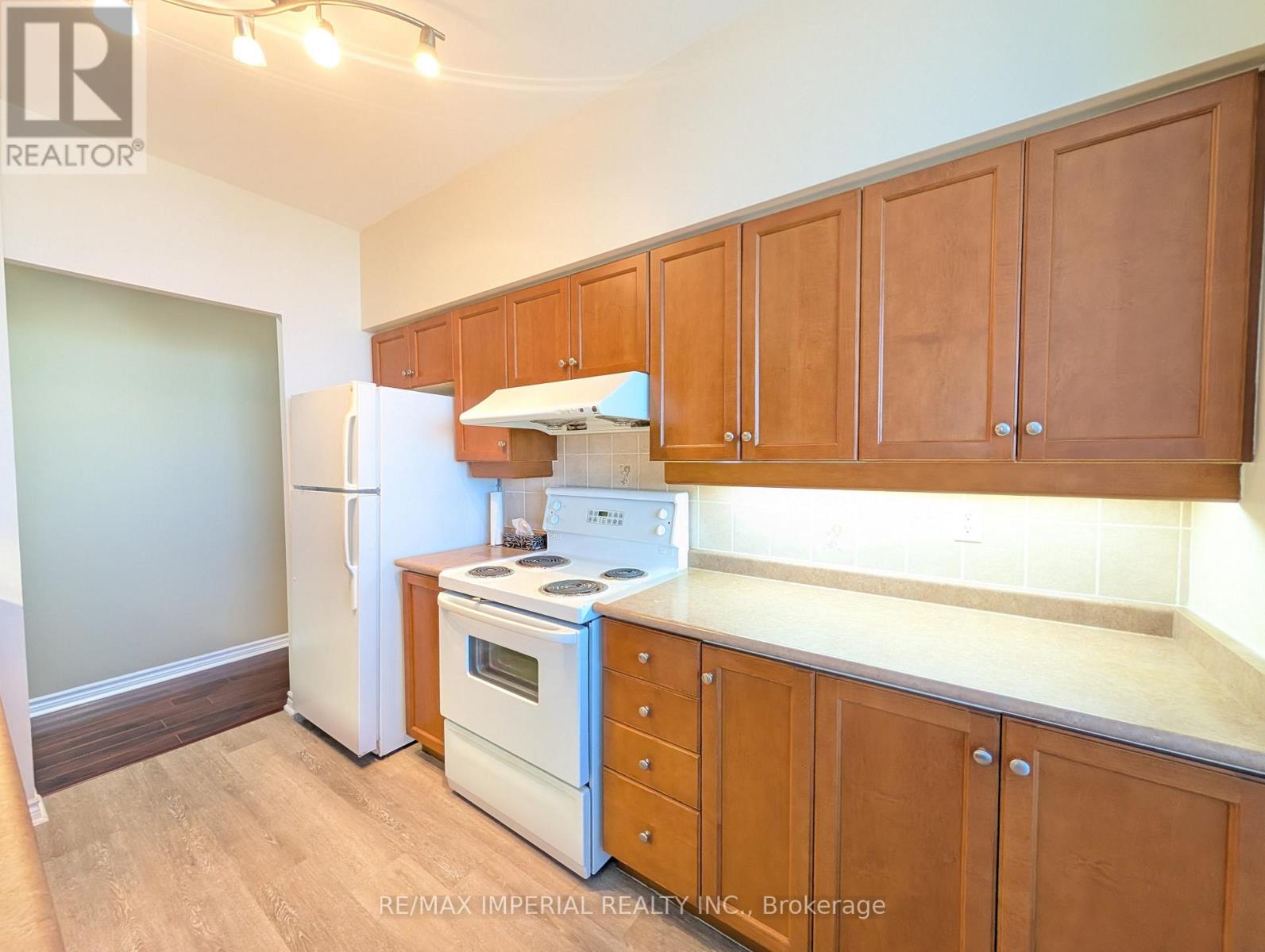 1906 - 8 Rean Drive, Toronto, Ontario  M2K 3B9 - Photo 19 - C12417625