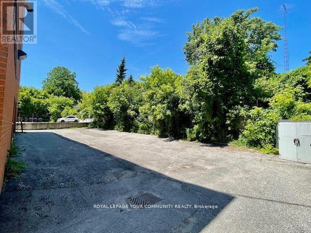 301 - 107 Holland Street E, Bradford West Gwillimbury, Ontario  L9N 1C3 - Photo 19 - N12411751