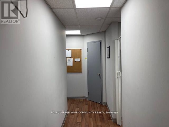 301 - 107 Holland Street E, Bradford West Gwillimbury, Ontario  L9N 1C3 - Photo 10 - N12411751