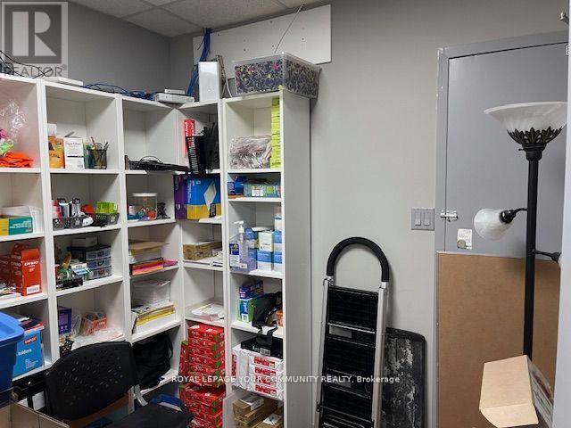 301 - 107 Holland Street E, Bradford West Gwillimbury, Ontario  L9N 1C3 - Photo 8 - N12411751