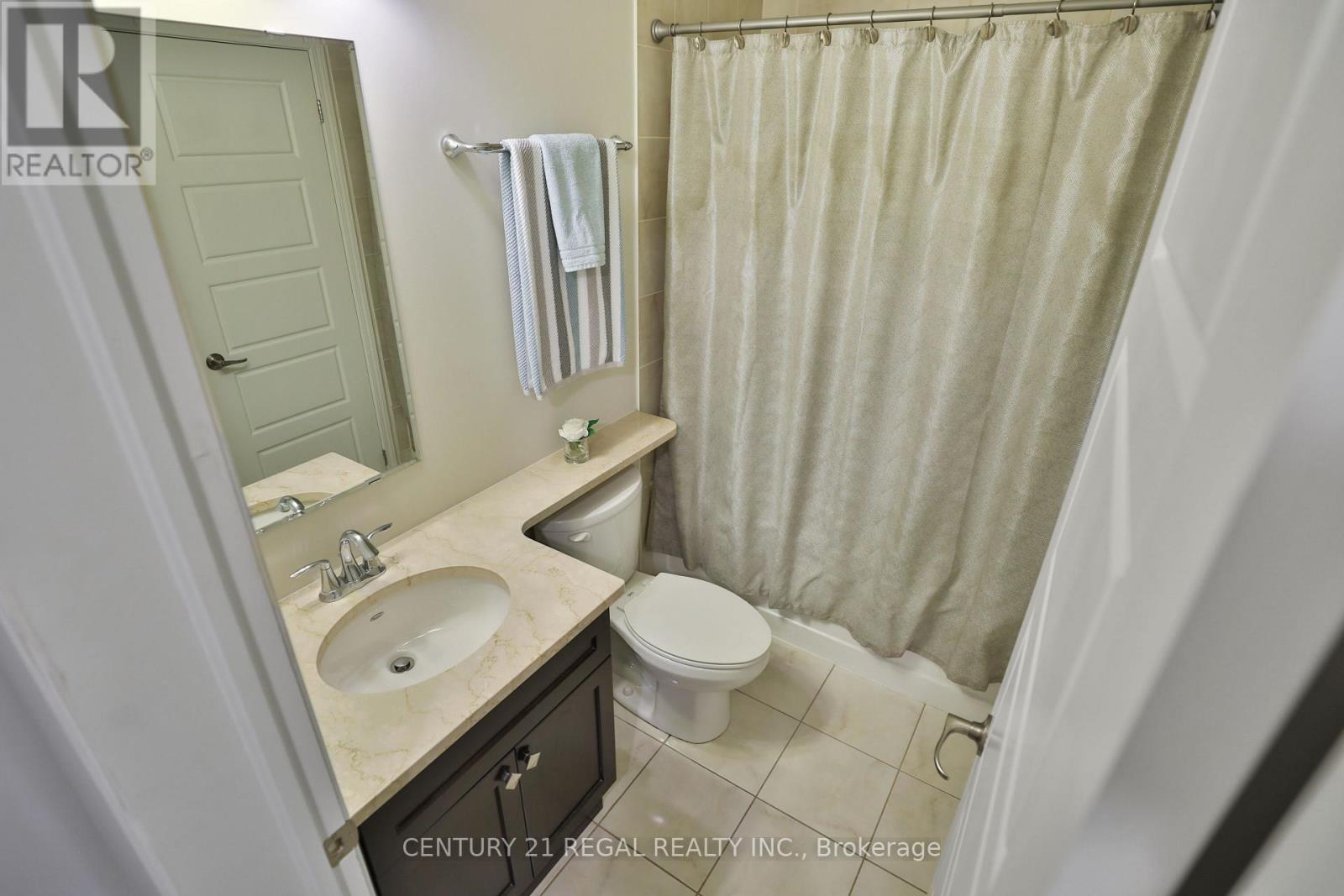 3089 Harbell Gate, Oakville, Ontario  L6M 0Z5 - Photo 18 - W12481107