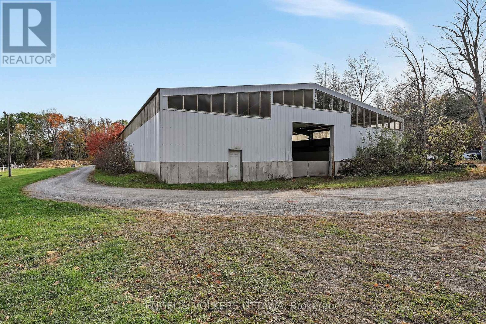 791 Rock Road, North Grenville, Ontario  K0G 1S0 - Photo 29 - X12481530