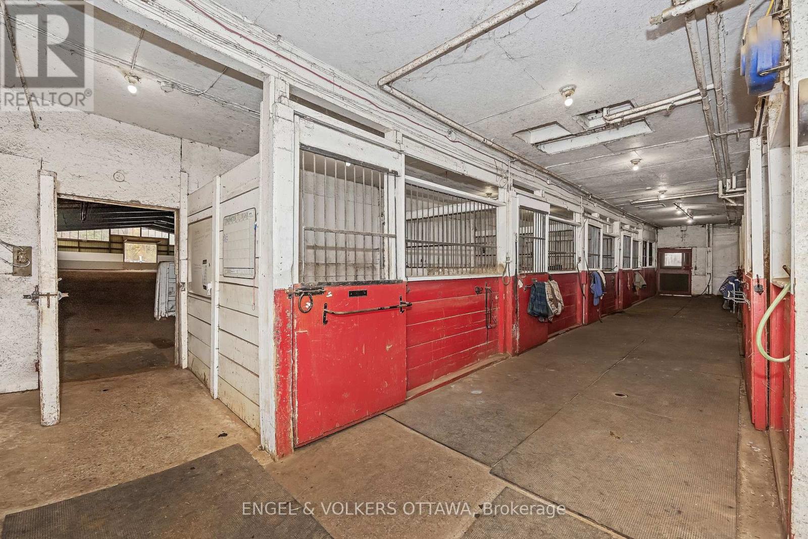 791 Rock Road, North Grenville, Ontario  K0G 1S0 - Photo 31 - X12481530