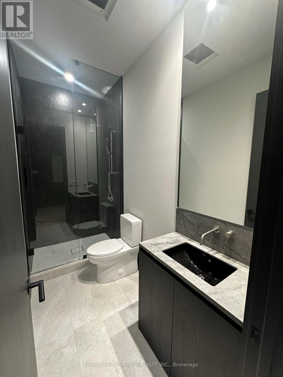 46b Lunness Road, Toronto, Ontario  M8W 4M4 - Photo 11 - W12481379