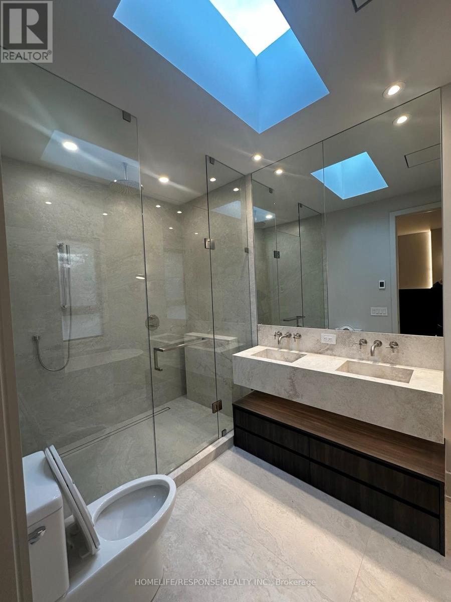 46b Lunness Road, Toronto, Ontario  M8W 4M4 - Photo 4 - W12481379
