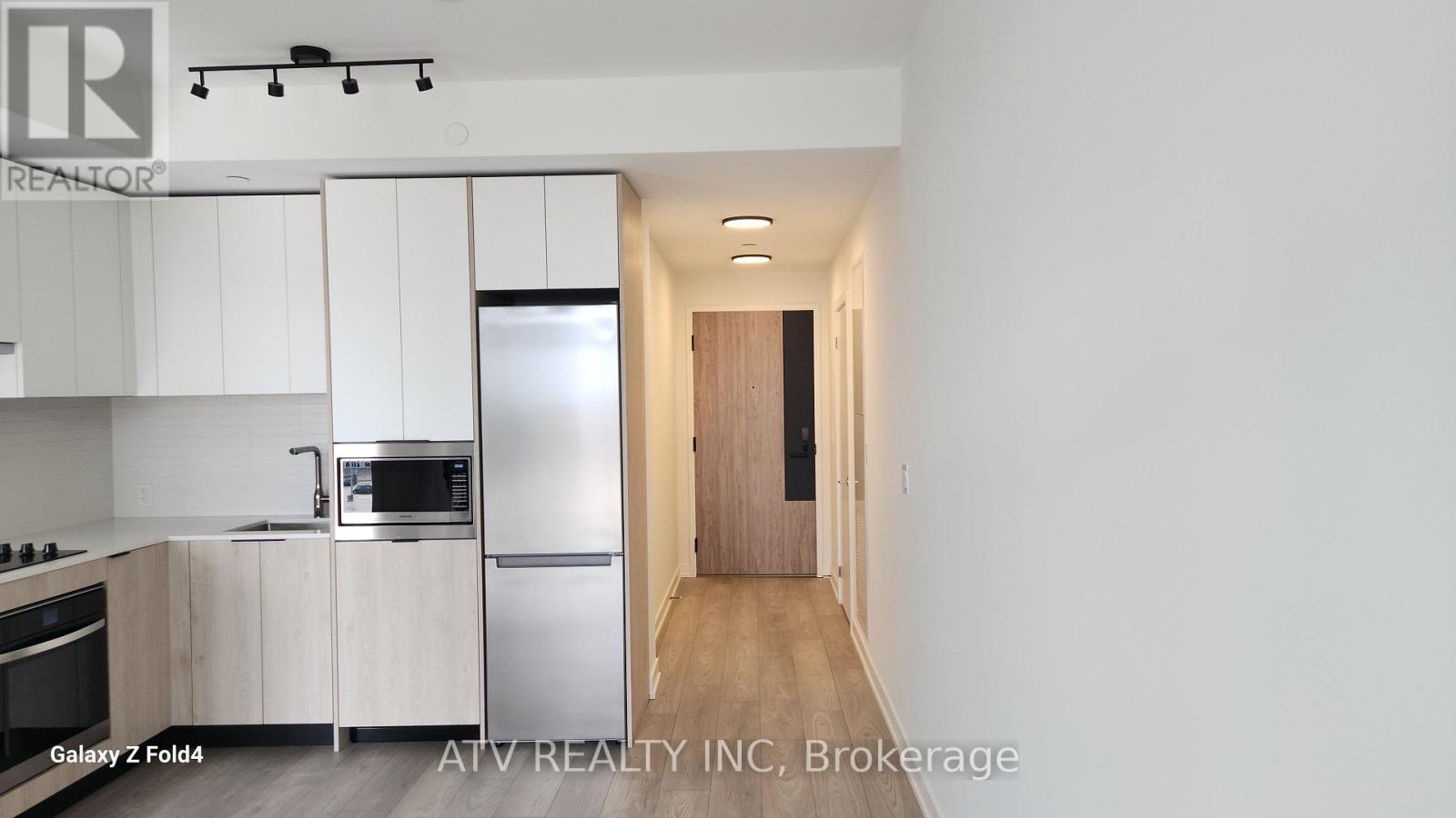 417 - 1007 The Queensway, Toronto, Ontario  M8Z 6C7 - Photo 6 - W12481390