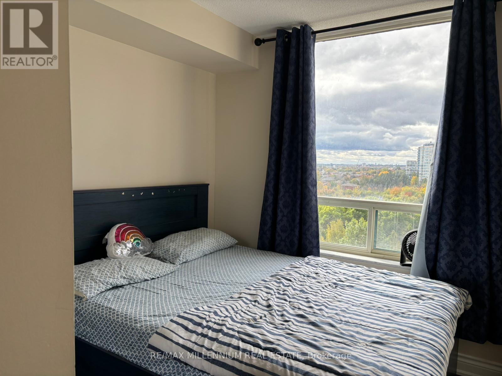 #1108 - 285 Enfield Place, Mississauga, Ontario  L5B 3Y6 - Photo 10 - W12481407