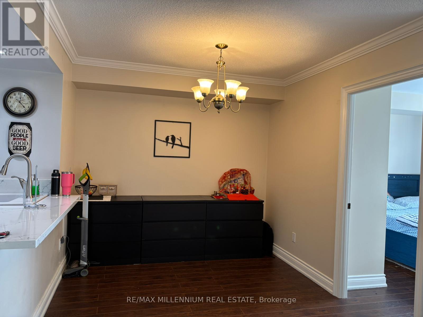 #1108 - 285 Enfield Place, Mississauga, Ontario  L5B 3Y6 - Photo 8 - W12481407