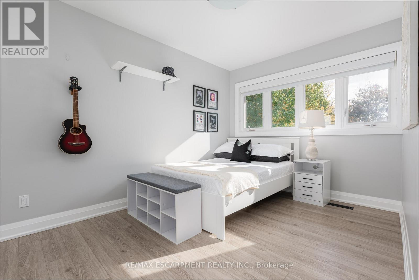 1220 Lambeth Road, Oakville, Ontario  L6H 2C8 - Photo 26 - W12481412