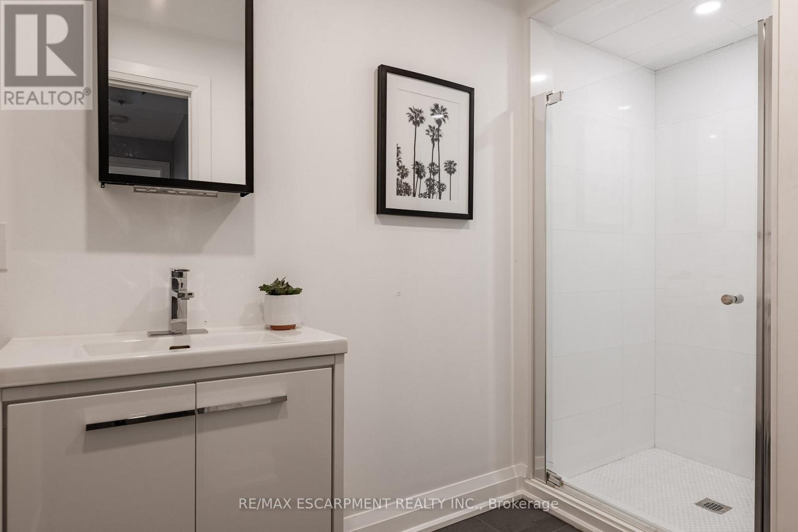 1220 Lambeth Road, Oakville, Ontario  L6H 2C8 - Photo 31 - W12481412