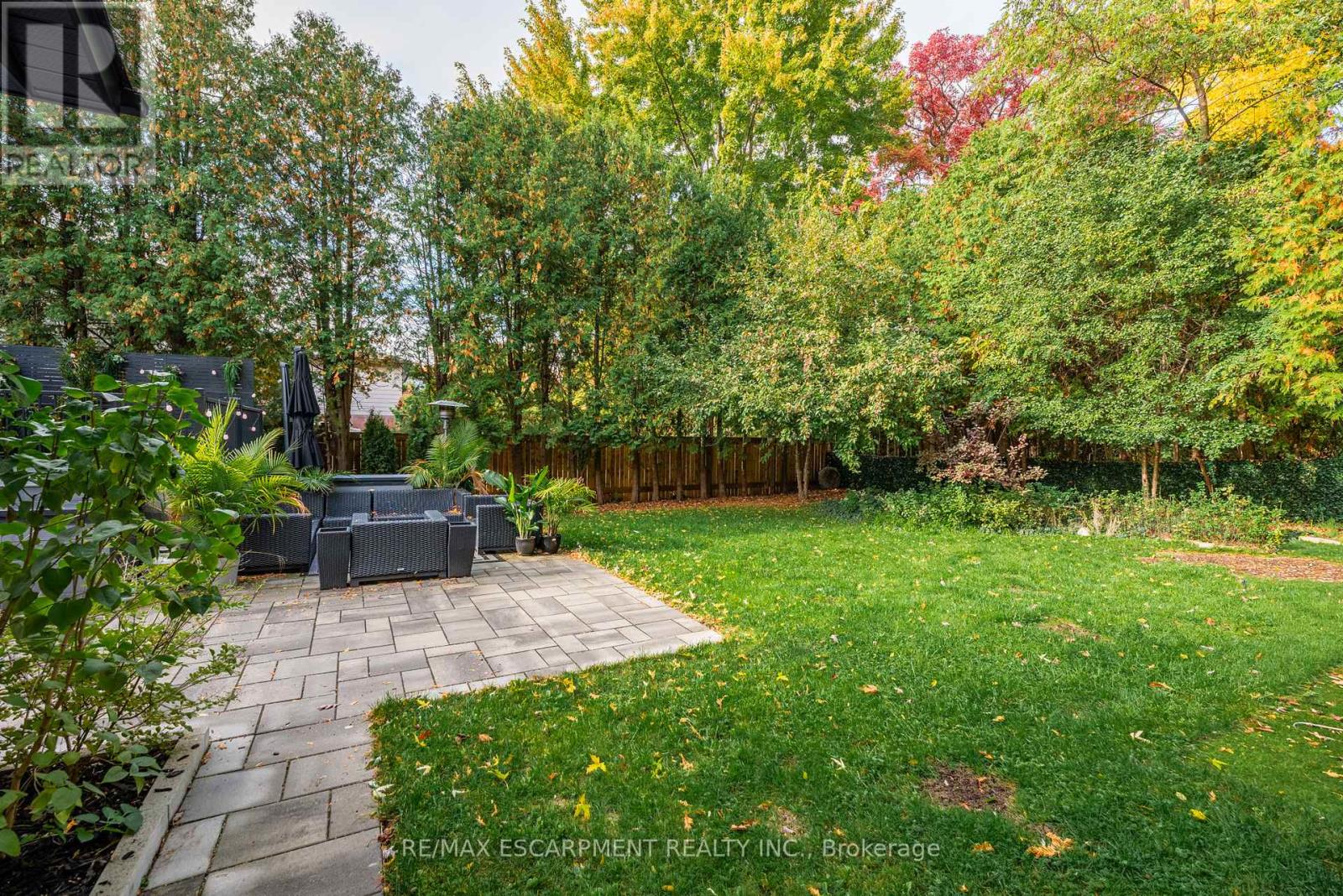 1220 Lambeth Road, Oakville, Ontario  L6H 2C8 - Photo 38 - W12481412