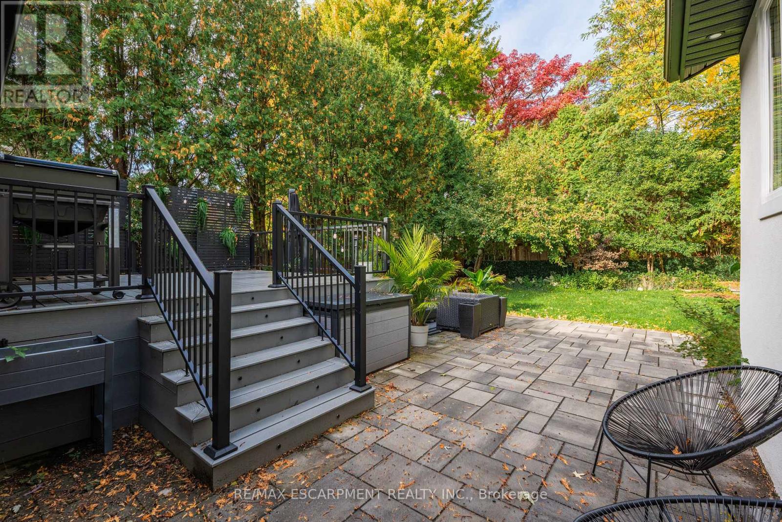 1220 Lambeth Road, Oakville, Ontario  L6H 2C8 - Photo 39 - W12481412