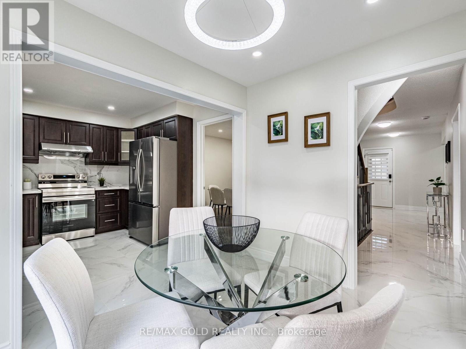 3 Hawkway Court, Brampton, Ontario  L6Y 4K7 - Photo 15 - W12481417