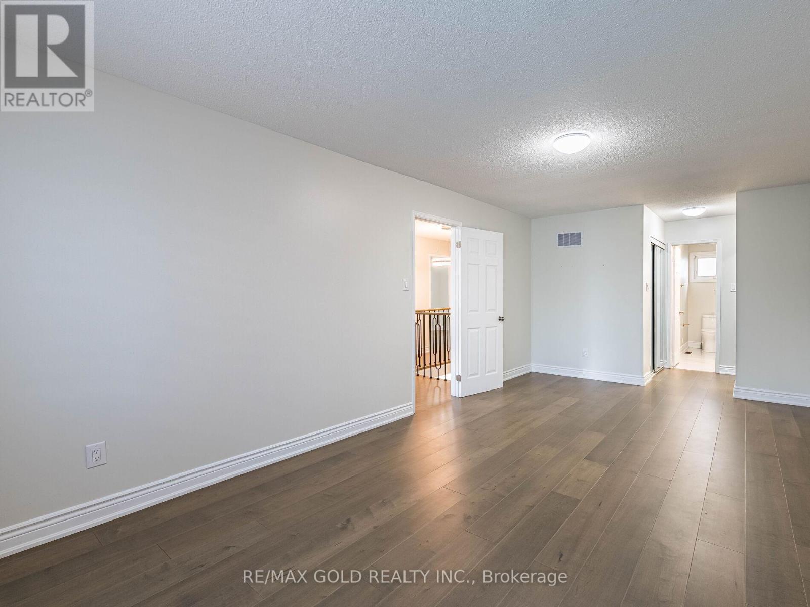 3 Hawkway Court, Brampton, Ontario  L6Y 4K7 - Photo 24 - W12481417