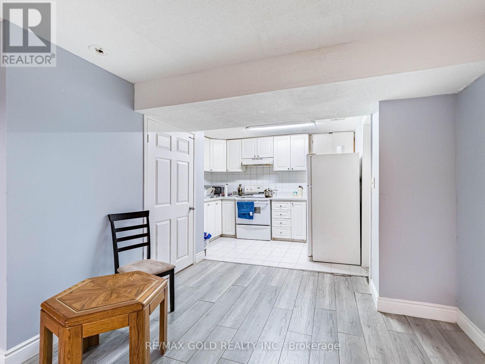 3 Hawkway Court, Brampton, Ontario  L6Y 4K7 - Photo 36 - W12481417