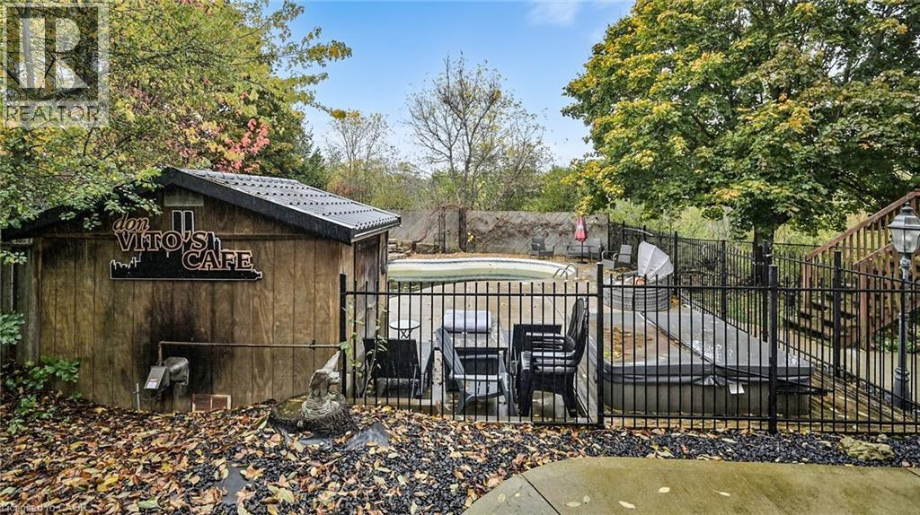 16 Mollison Court, Guelph, Ontario  N1C 1A7 - Photo 47 - 40782032