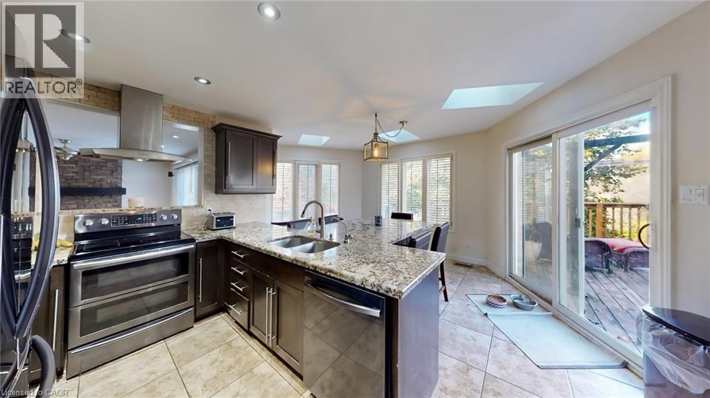 16 Mollison Court, Guelph, Ontario  N1C 1A7 - Photo 9 - 40782032