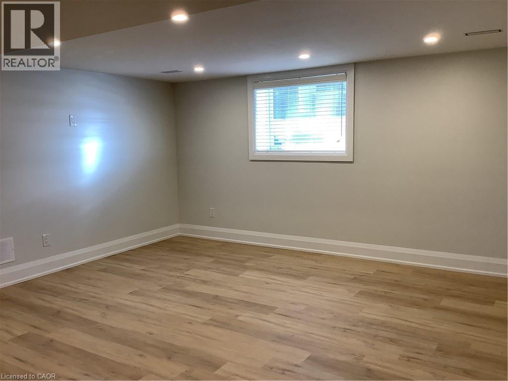 93 Purdy Crescent Unit# 2 - Lower, Hamilton, Ontario  L9A 3B5 - Photo 5 - 40780772