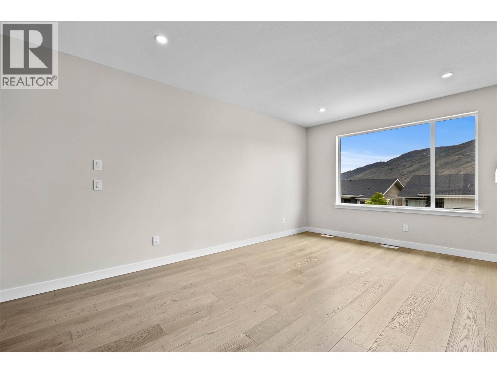 2045 Stagecoach Drive Unit# 121, Kamloops, British Columbia  V2B 0H8 - Photo 5 - 10366736