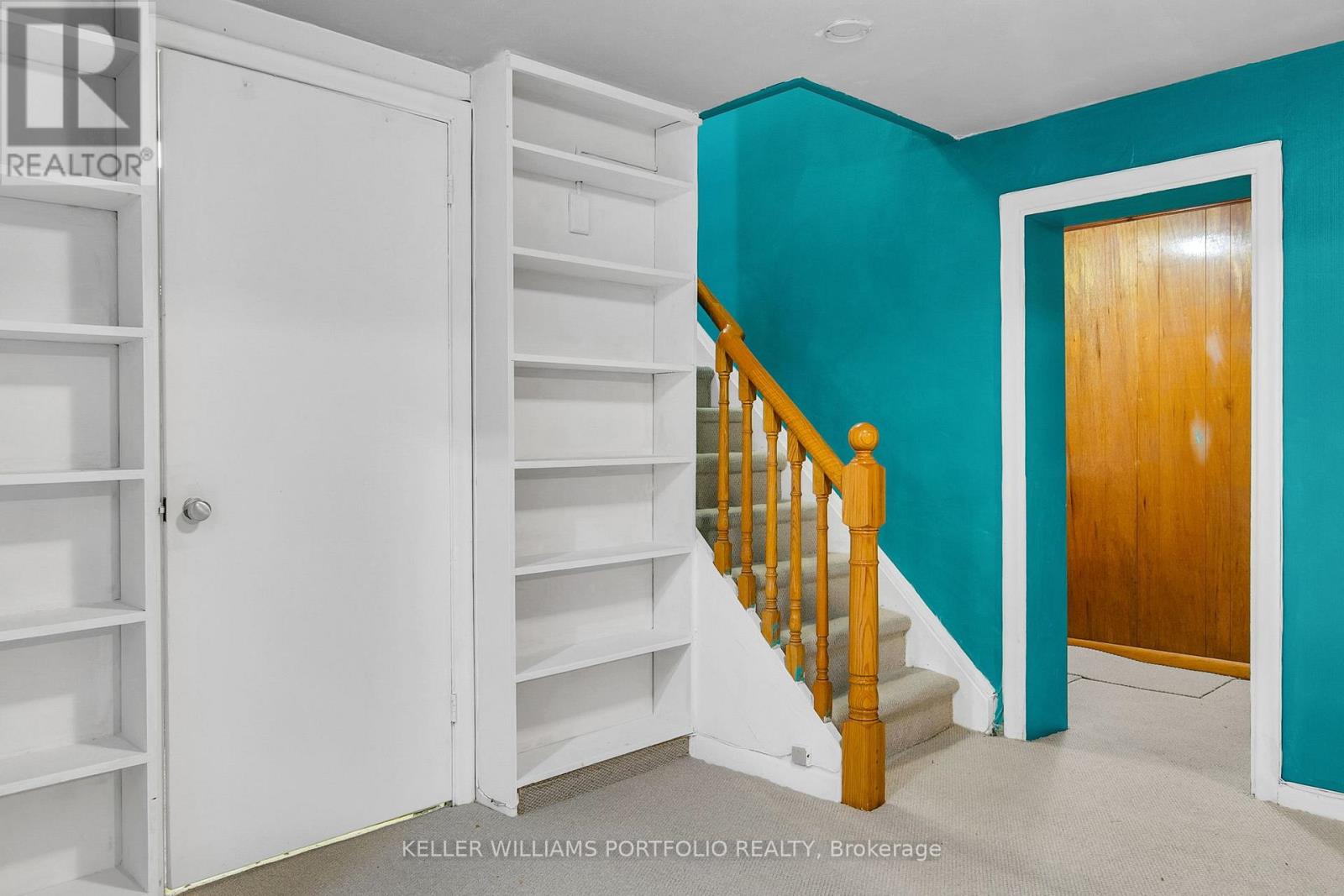 106 Botfield Avenue, Toronto, Ontario  M9B 4E5 - Photo 21 - W12475974