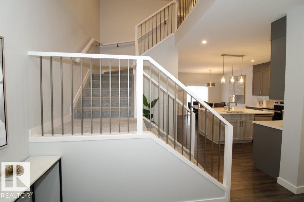 22140 81 Av Nw Nw, Edmonton, Alberta  T5T 7R6 - Photo 6 - E4463446