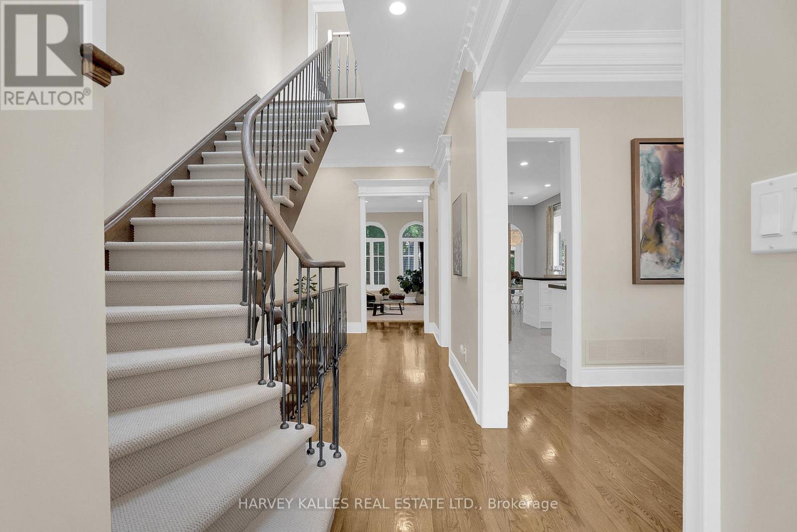 398 Bedford Park, Toronto, Ontario  M5M 1J8 - Photo 12 - C12405310