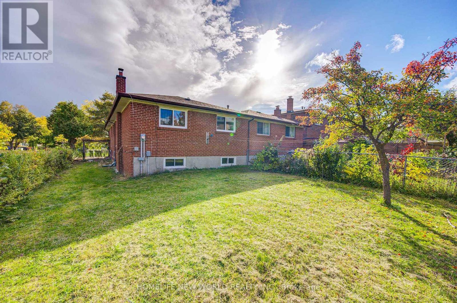 86 Tuscarora Drive, Toronto, Ontario  M2H 2K3 - Photo 50 - C12479665