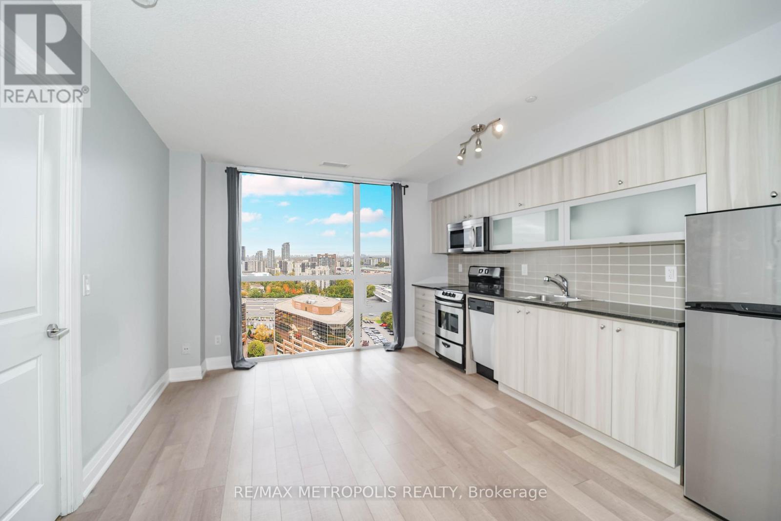 2301 - 275 Yorkland Road, Toronto, Ontario  M2J 0B4 - Photo 6 - C12481126