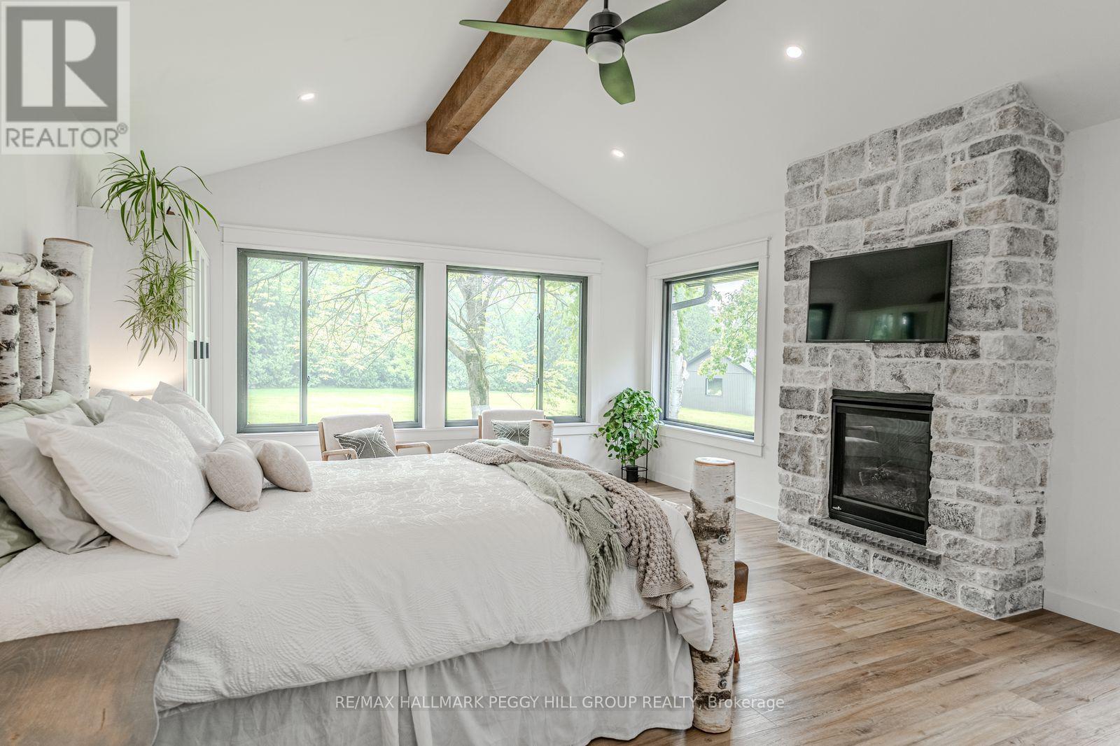 2764 Fairgrounds Road, Severn, Ontario  L3V 0Y2 - Photo 11 - S12406548