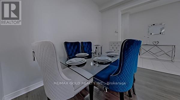 Upper - 40 Barr Crescent, Brampton, Ontario  L6Z 3E5 - Photo 6 - W12480219