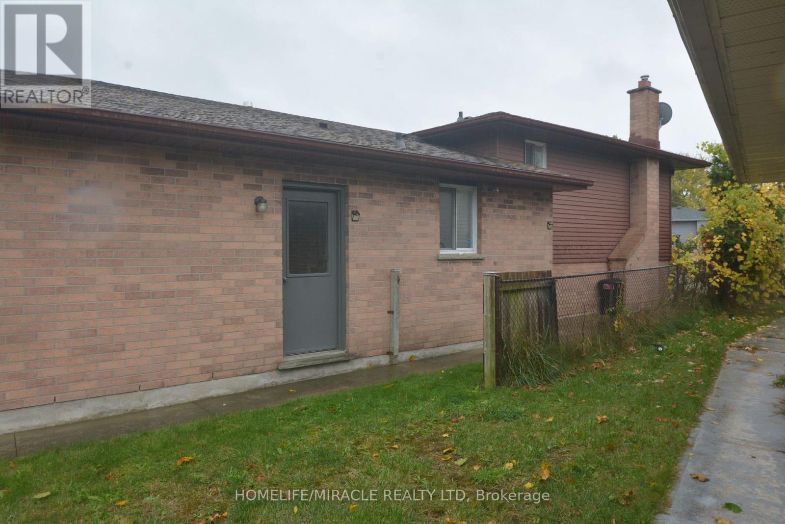 699 Classic Drive, London East, Ontario  N6W 5X1 - Photo 28 - X12481078