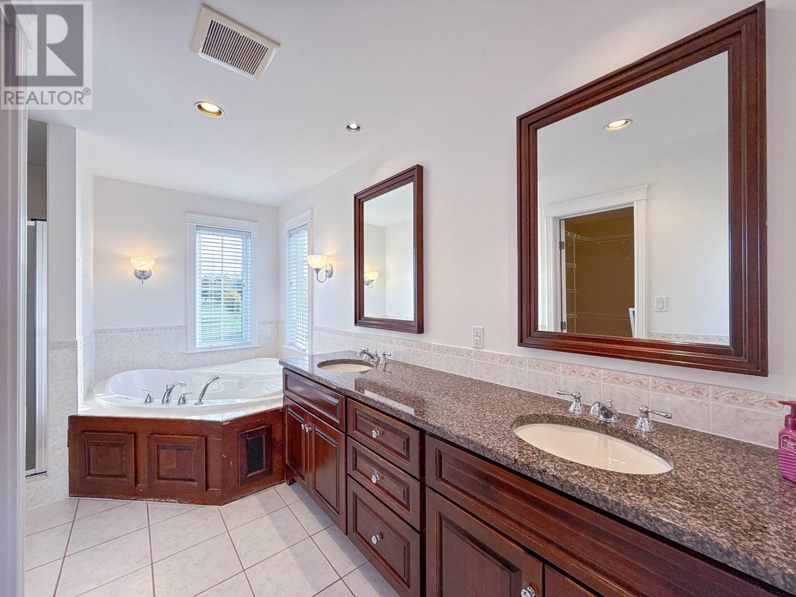 10 Galway Court, Stratford, Prince Edward Island  C1B 1P2 - Photo 31 - 202526593