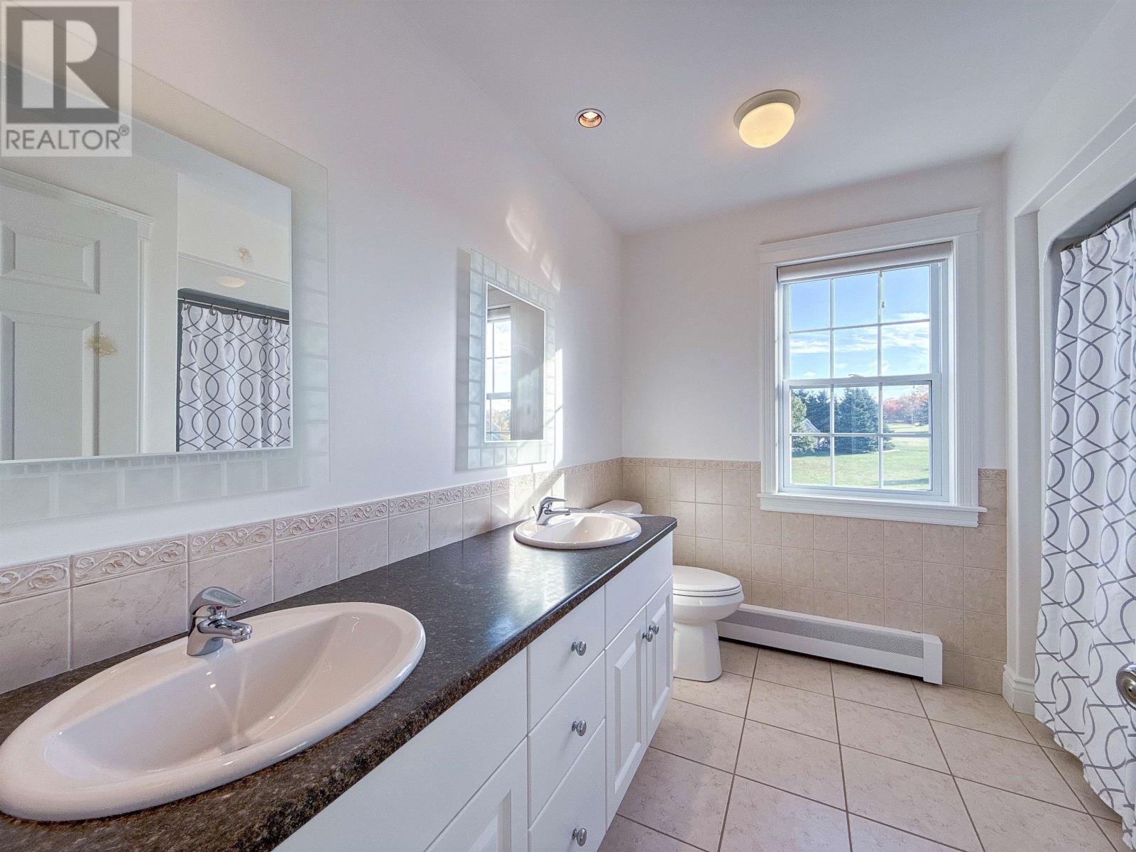 10 Galway Court, Stratford, Prince Edward Island  C1B 1P2 - Photo 36 - 202526593
