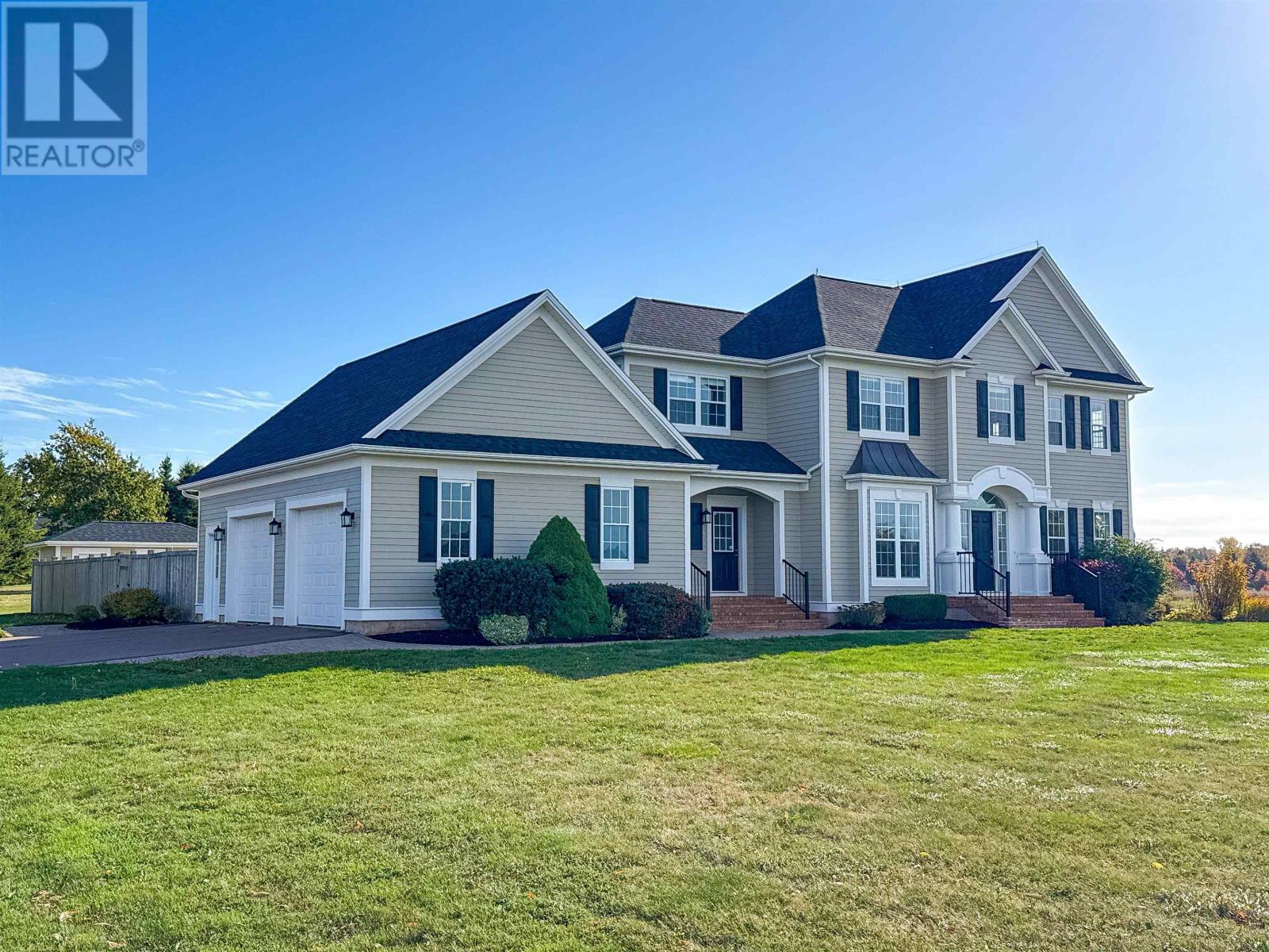 10 Galway Court, Stratford, Prince Edward Island  C1B 1P2 - Photo 4 - 202526593