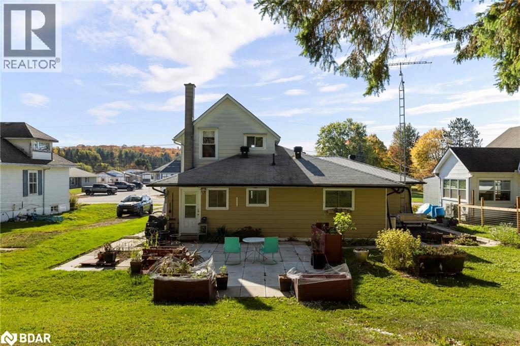 151 Huston Street, Burk's Falls, Ontario  P0A 1C0 - Photo 23 - 40774747