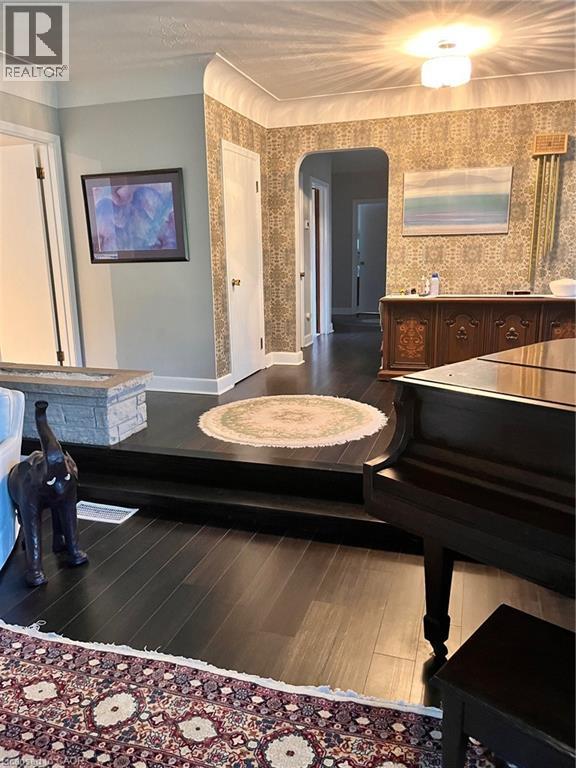 132 Hillcrest Avenue, Flamborough, Ontario  L9H 4X8 - Photo 12 - 40778719