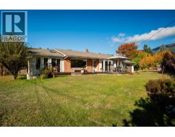 2697 SHOREACRES Road, castlegar, British Columbia