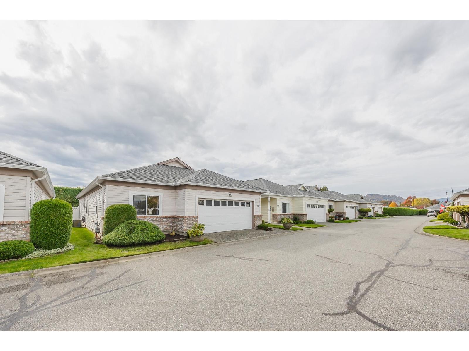 128 8485 Young Road, Chilliwack Proper South, Chilliwack, British Columbia  V2P 7Y7 - Photo 4 - R3061678