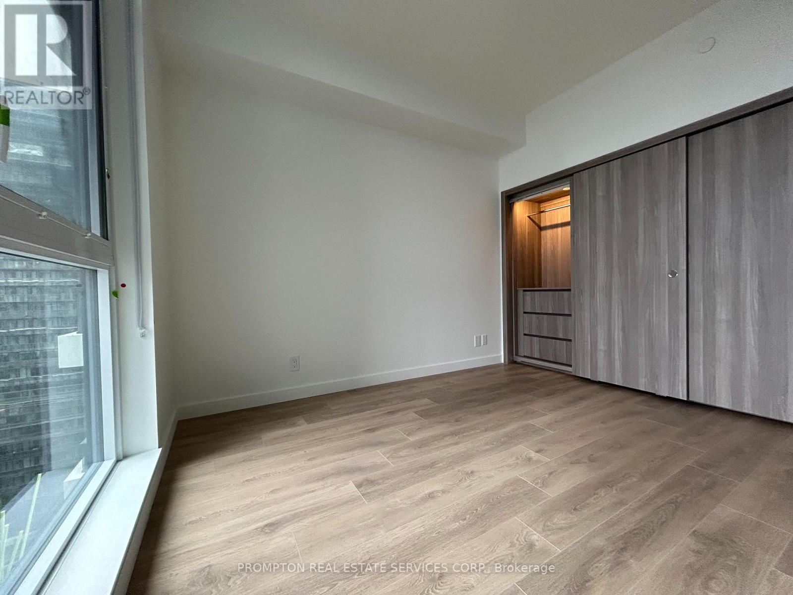 2509 - 38 Widmer Street, Toronto, Ontario  M5V 2E9 - Photo 6 - C12481424