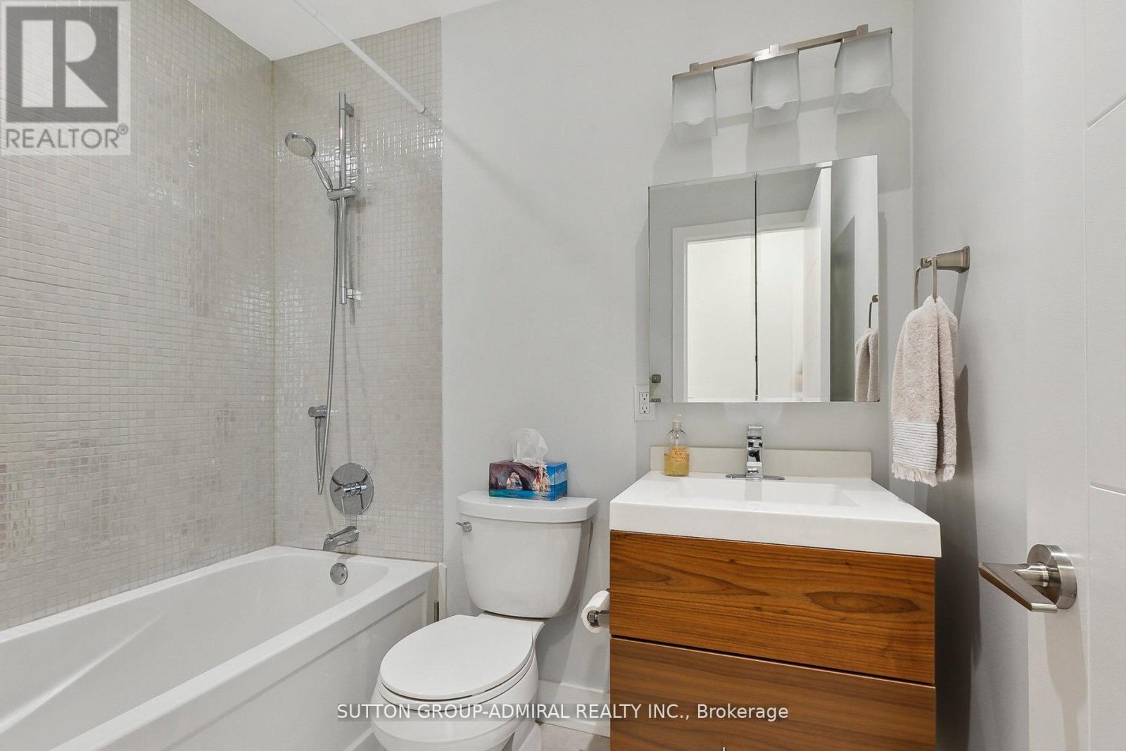 34 Elvina Gardens, Toronto, Ontario  M4P 1X8 - Photo 42 - C12481438
