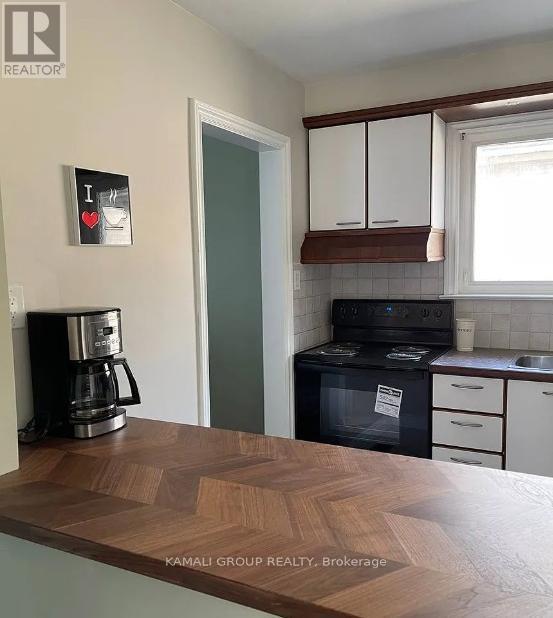 Main - 267 Homewood Avenue, Toronto, Ontario  M2R 2N4 - Photo 4 - C12481496