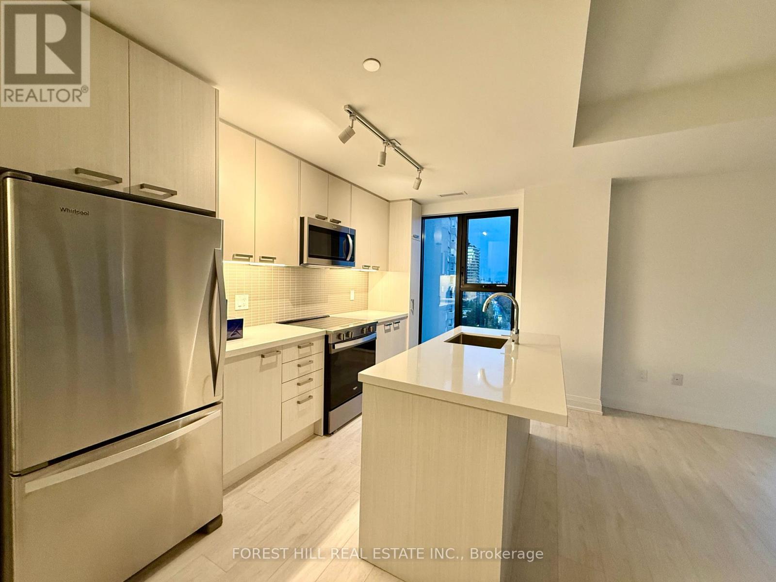 903 - 20 Soudan Avenue, Toronto, Ontario  M4S 1W2 - Photo 3 - C12481503