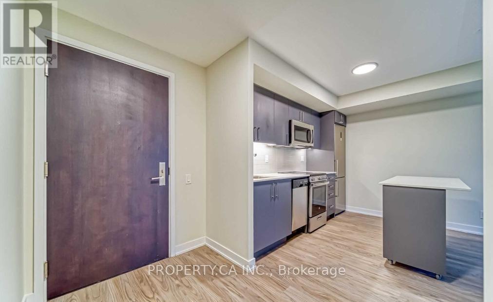 914 - 38 Monte Kwinter Court, Toronto, Ontario  M3H 0E2 - Photo 2 - C12481517