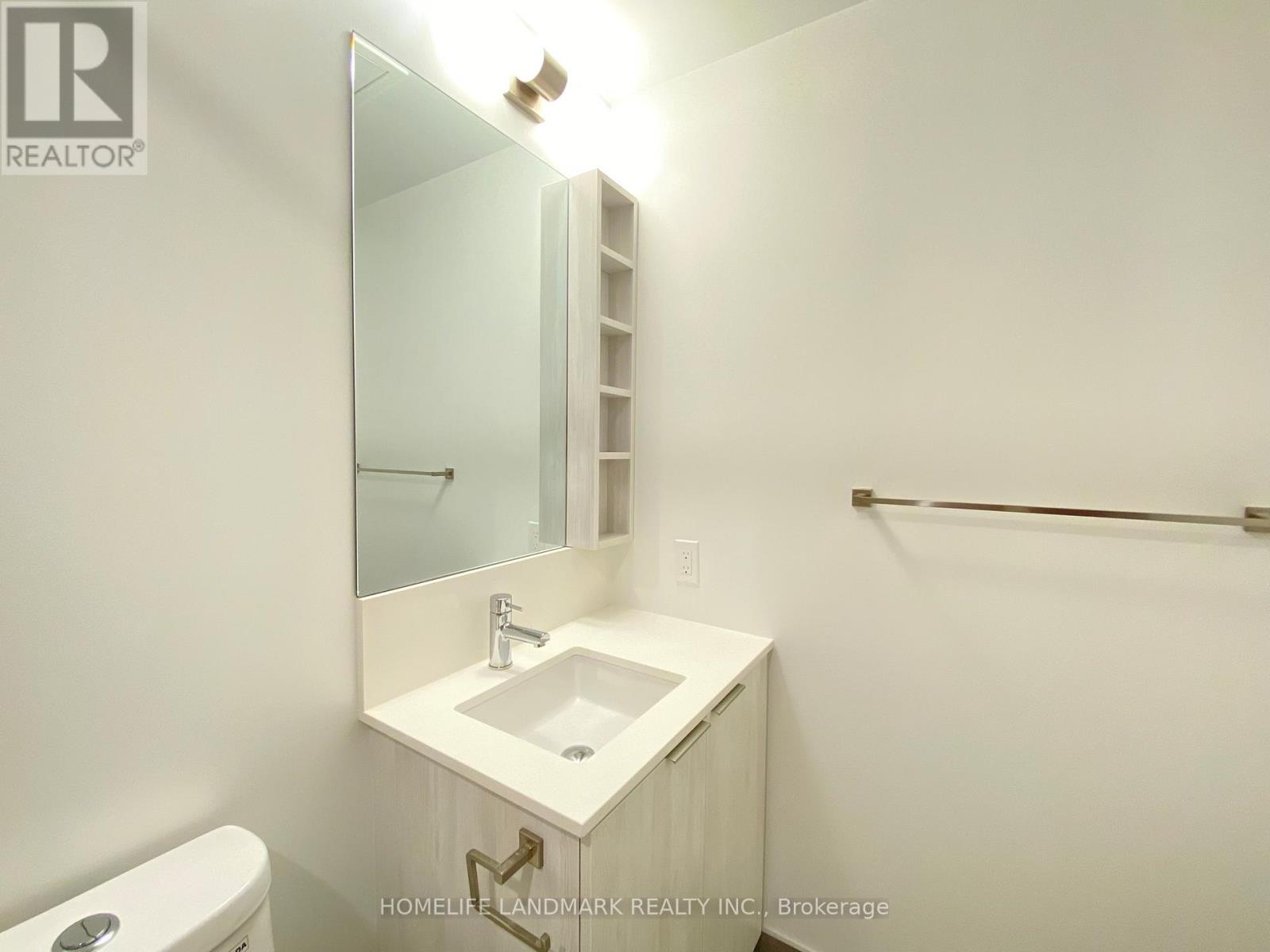 910 - 8 Wellesley Street W, Toronto, Ontario  M4Y 0J5 - Photo 15 - C12481523