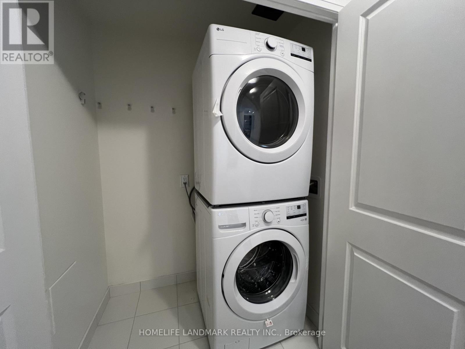1607 - 3260 Sheppard Avenue E, Toronto, Ontario  M1T 3K3 - Photo 2 - E12481448