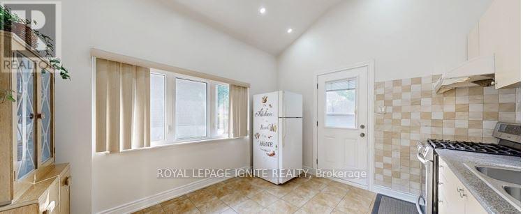 140 Benleigh Drive, Toronto, Ontario  M1H 1K3 - Photo 10 - E12481474