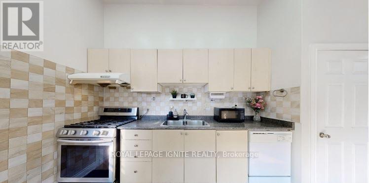 140 Benleigh Drive, Toronto, Ontario  M1H 1K3 - Photo 8 - E12481474