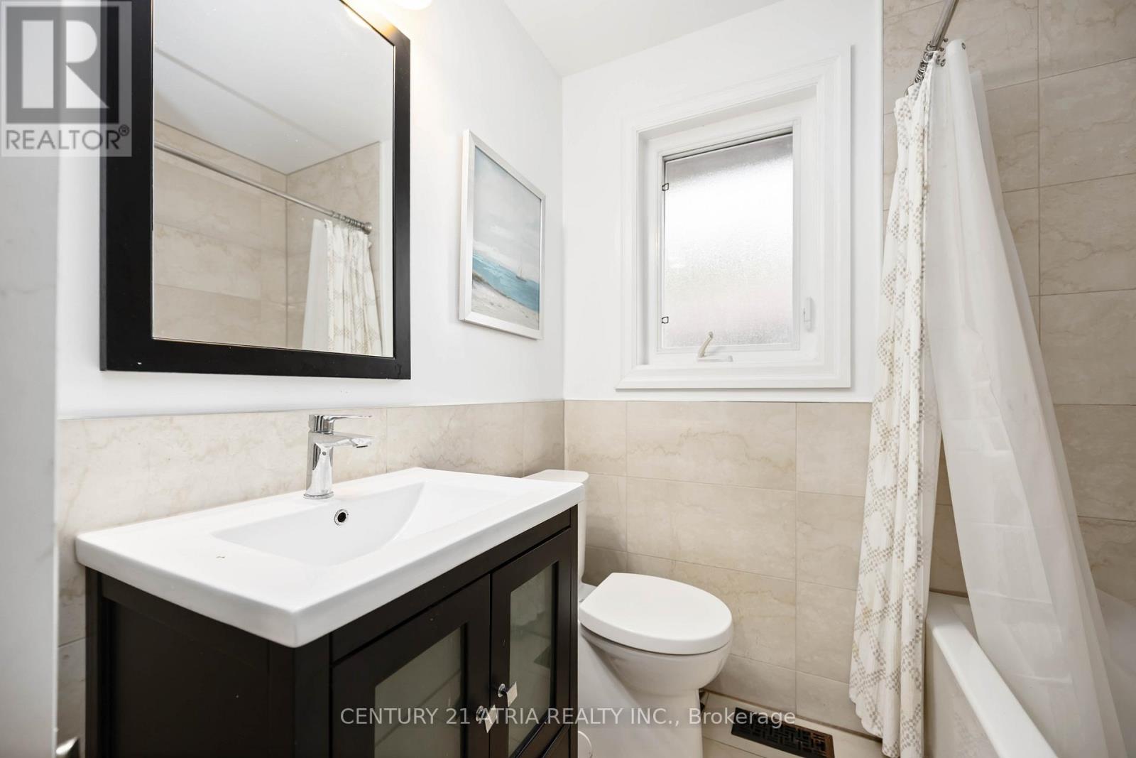 39 Amberdale Drive, Toronto, Ontario  M1P 4B9 - Photo 13 - E12481533